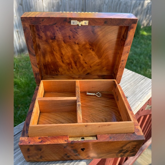Jewelry Box - Moroccan burl wood Jewelry box - handmade Thuya - Picture 2 of 10
